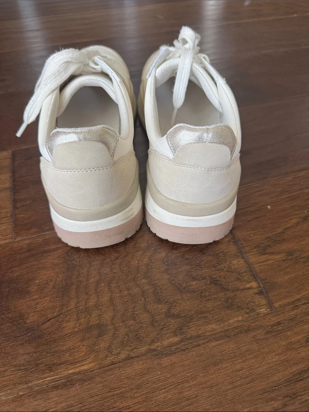 Time and Tru Casual Chunky Sneaker
